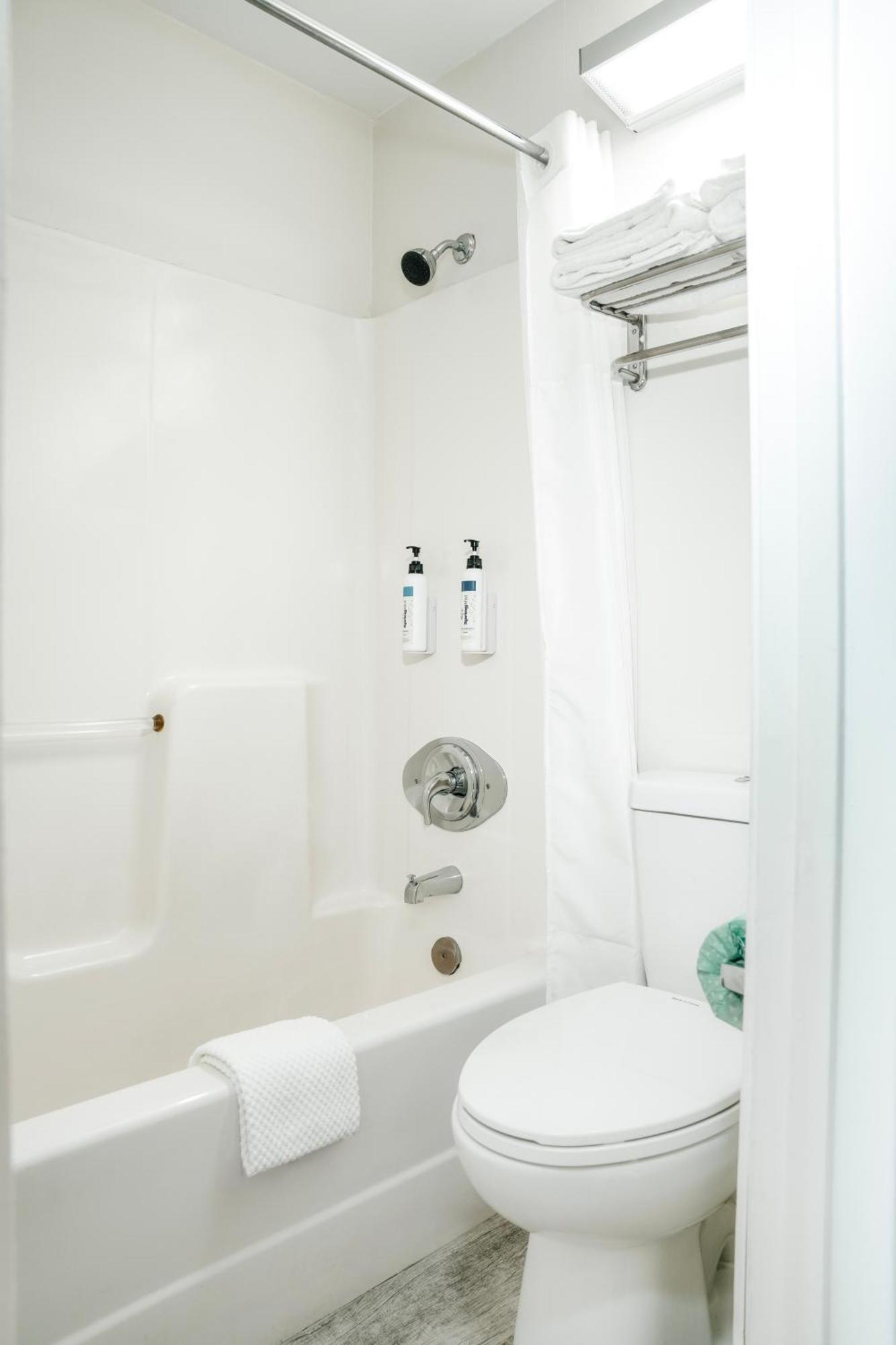 Guest Inn Pigeon Forge Phòng bức ảnh