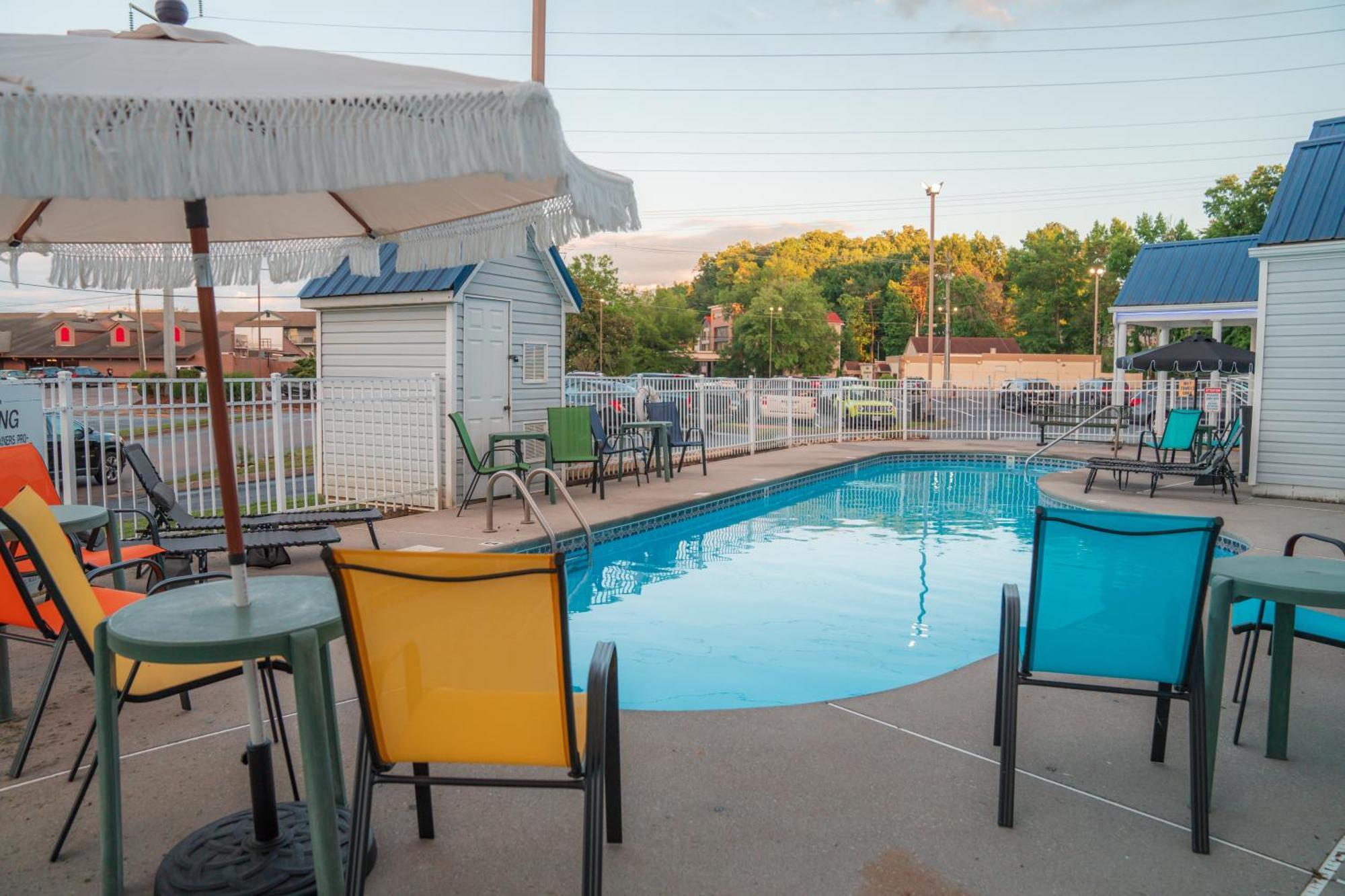 Guest Inn Pigeon Forge Ngoại thất bức ảnh